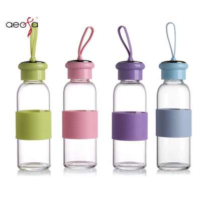 Beautiful design clear borosilicate sport glass water bottle with colored plastic lid