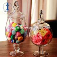 Wholesale Hand Made Wedding Decorative Home Use Pavilion Shape Glass Candy Jar